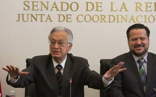Bartlett prepara Programa Nacional de Electricidad